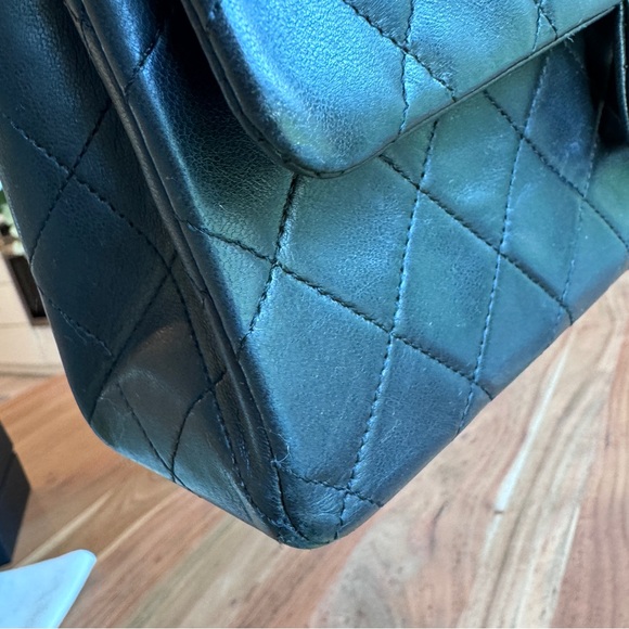 Chanel Vintage 1989 medium Classic flap 24k gold black lambskin - Picture 7 of 16